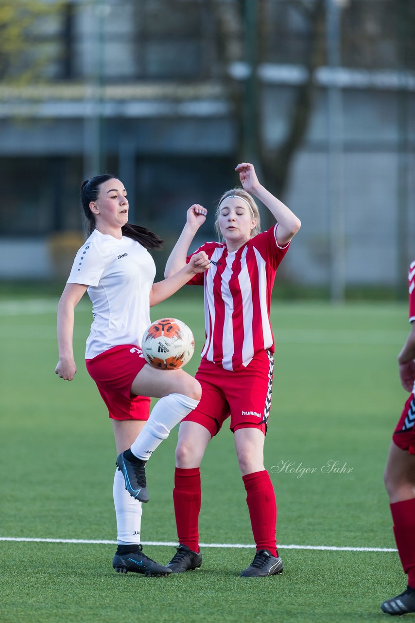 Bild 151 - wBJ SV Wahlstedt - TuS Tensfeld : Ergebnis: 0:1